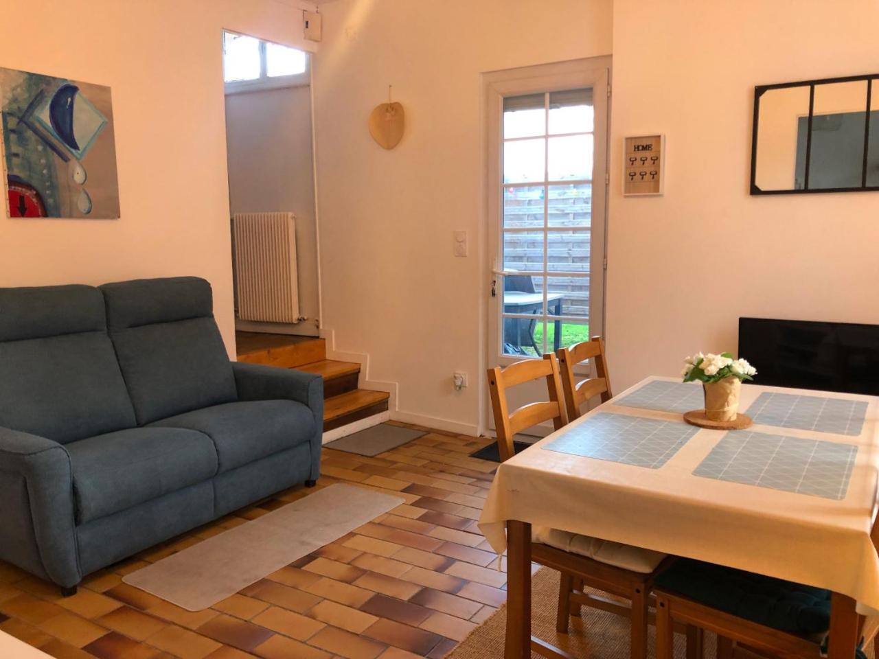 Petite Maison Avec Terrasse Jurançon Buitenkant foto